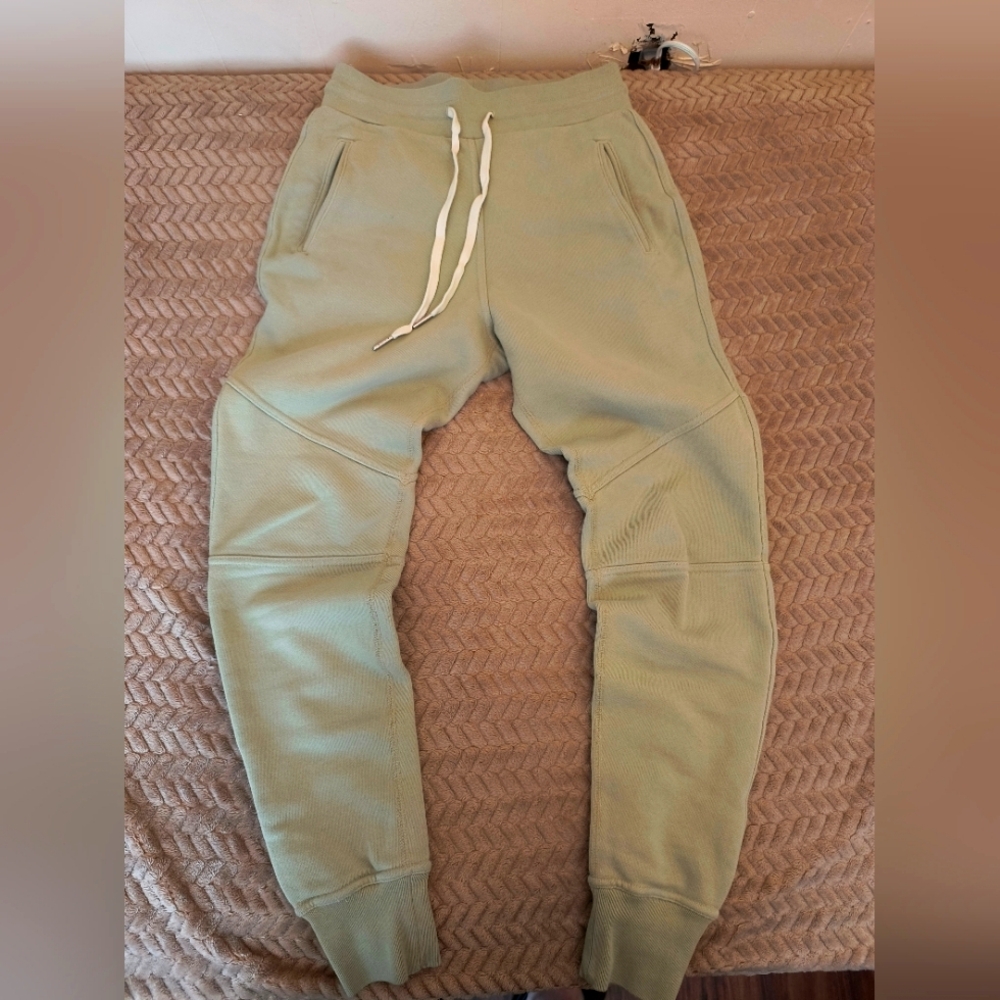 John Elliott joggers size xs. (Original price $250)
